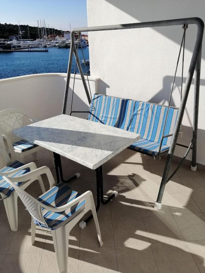 Apartments Marija - By The Sea Rogoznica  Eksteriør bilde