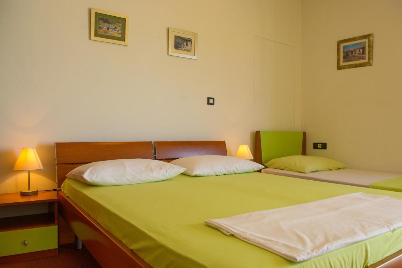 Apartments Marija - By The Sea Rogoznica  Eksteriør bilde